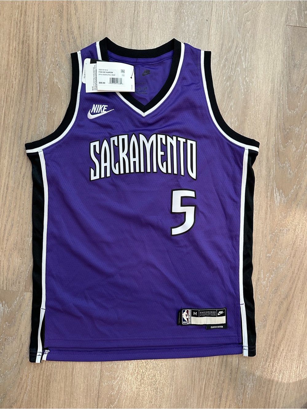 NWT Nike De’Aaron Fox Kings Classic Swingman Jersey Youth M 10/12